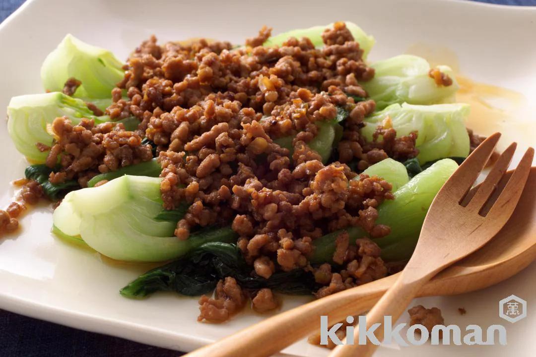 Bok Choy with Ground Meat Sauce