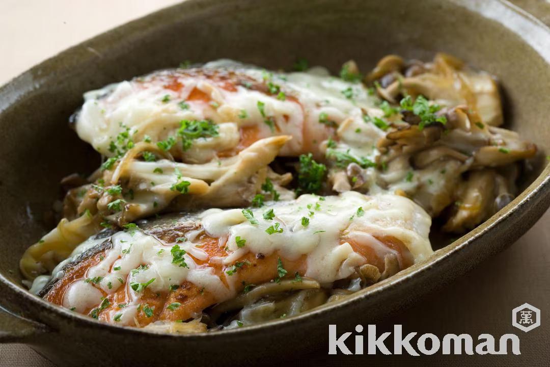 Grilled Salmon with Cheese and Mushrooms