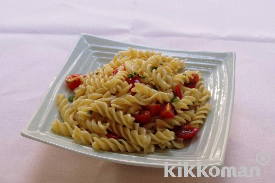 Chilled Pasta with Cherry Tomatoes