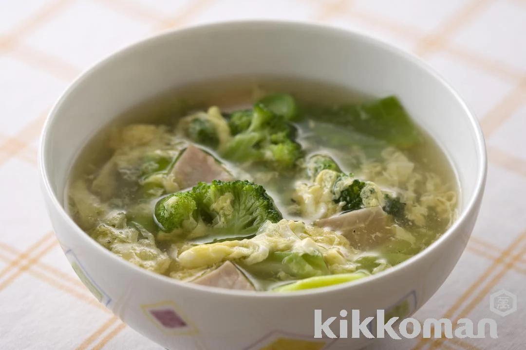 Japanese-Style Egg Soup with Broccoli and Cabbage