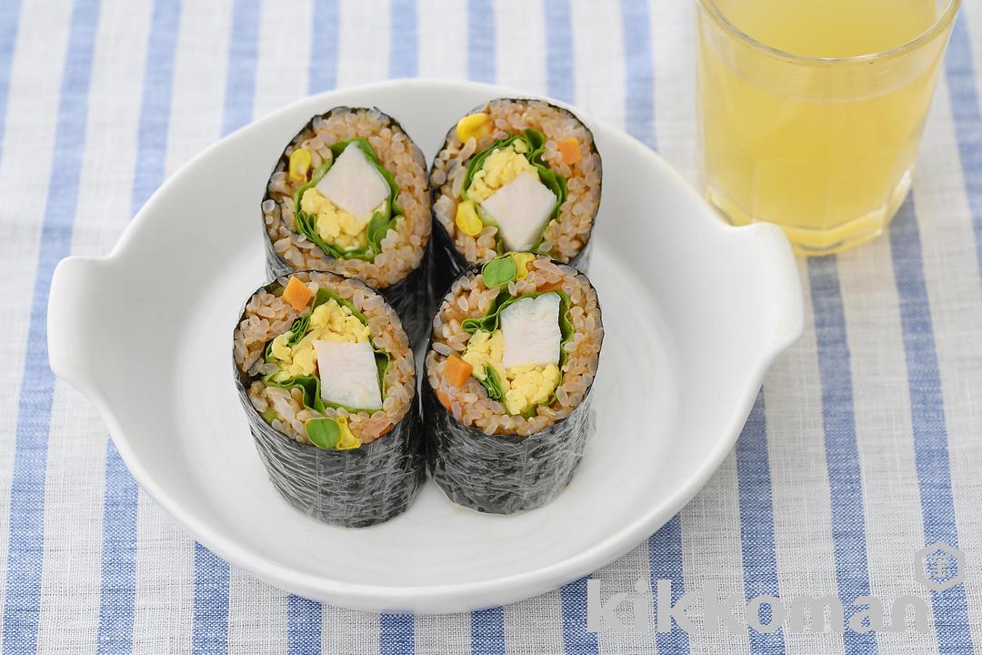 Omelet Rice Sushi Rolls