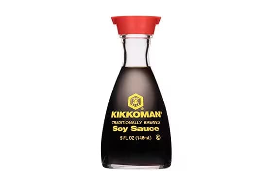Kikkoman Soy sauce (148-ml bottle for tabletop use)