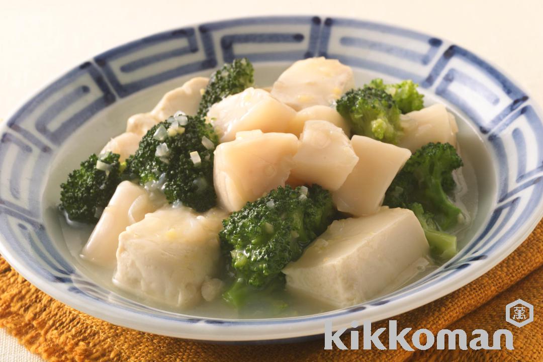 Simmered Broccoli and Scallops