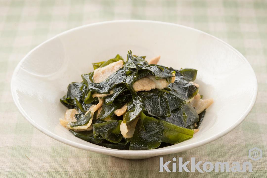 Pork and Wakame Seaweed Stir-Fry