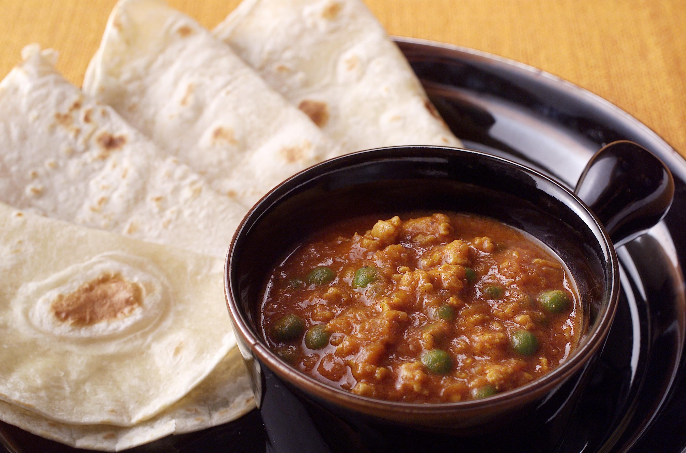Classic Indian Keema Curry & Chapatis