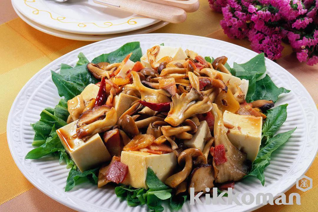 Spicy Cooked Mushrooms and Tofu Salad