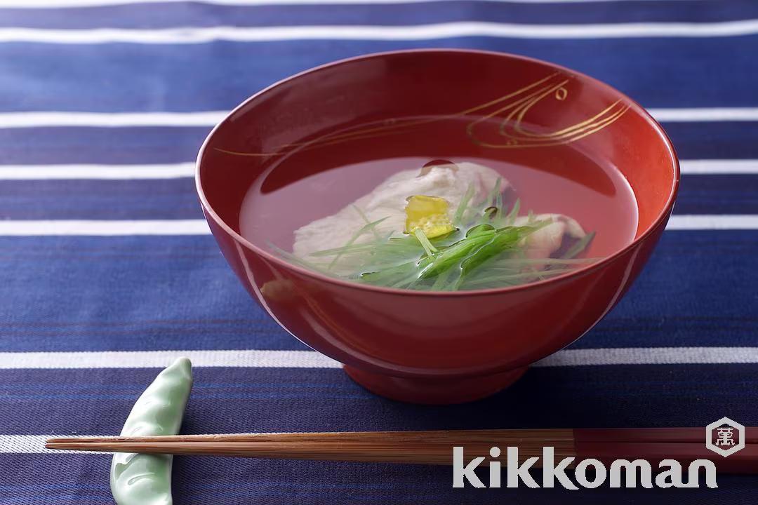 Clear Soup with Chicken and Snow Peas