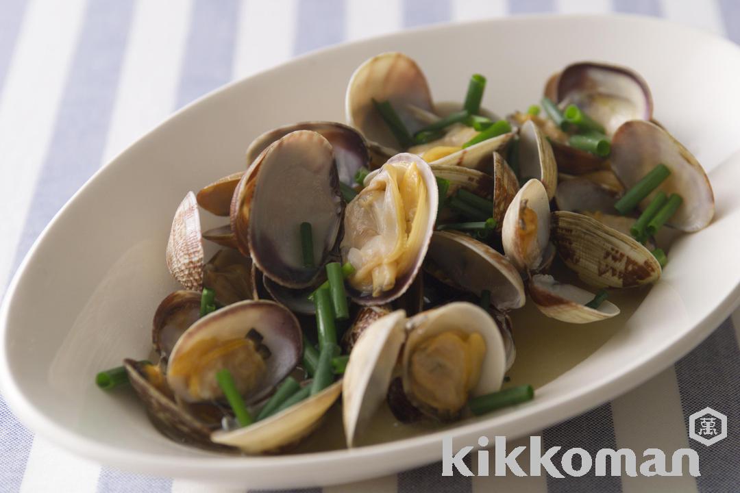 Asari Clams Steamed in White Wine 