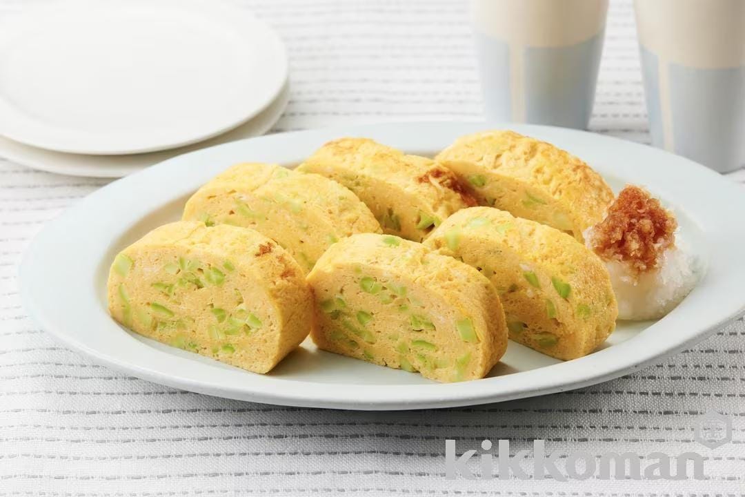 Japanese-Style Rolled Omelet with Edamame (Tamagoyaki)