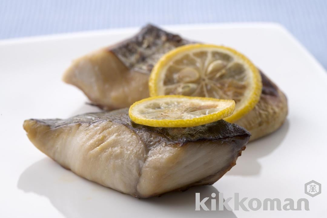 Yuzu-Flavored Grilled Spanish Mackerel