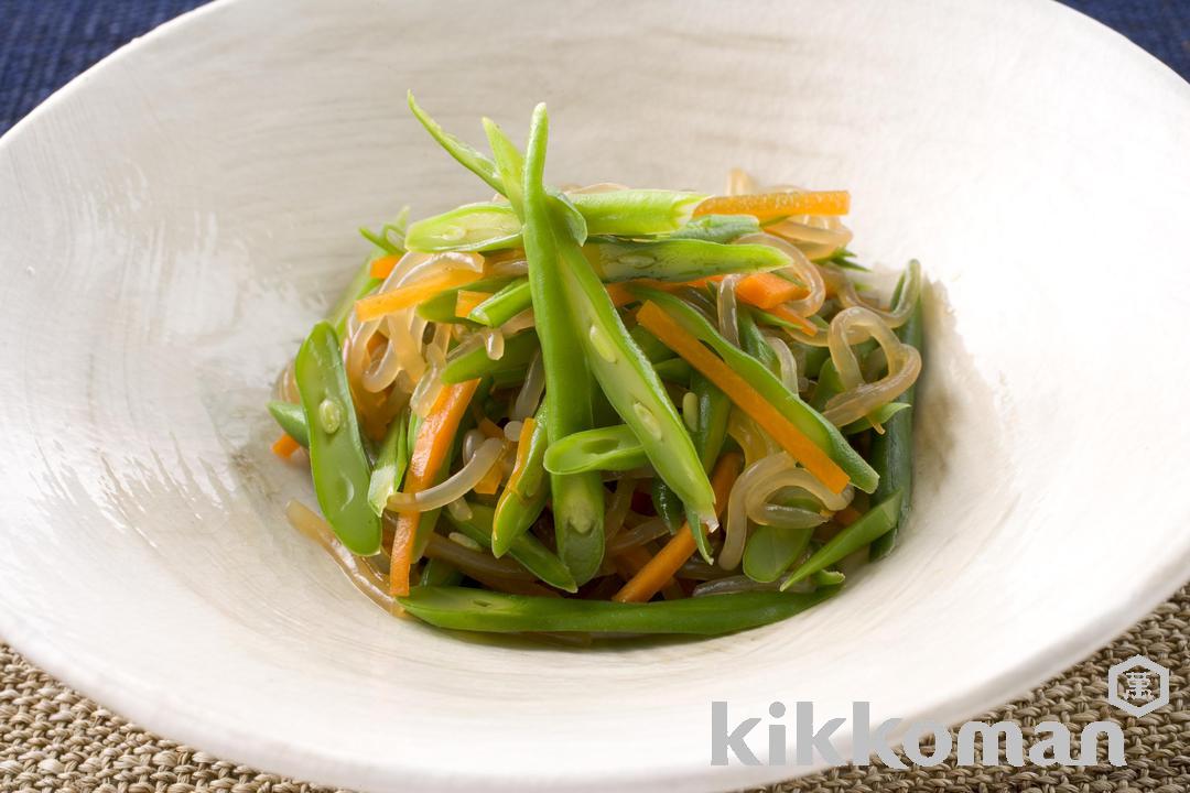 Simmered Yam Noodles and Green Beans