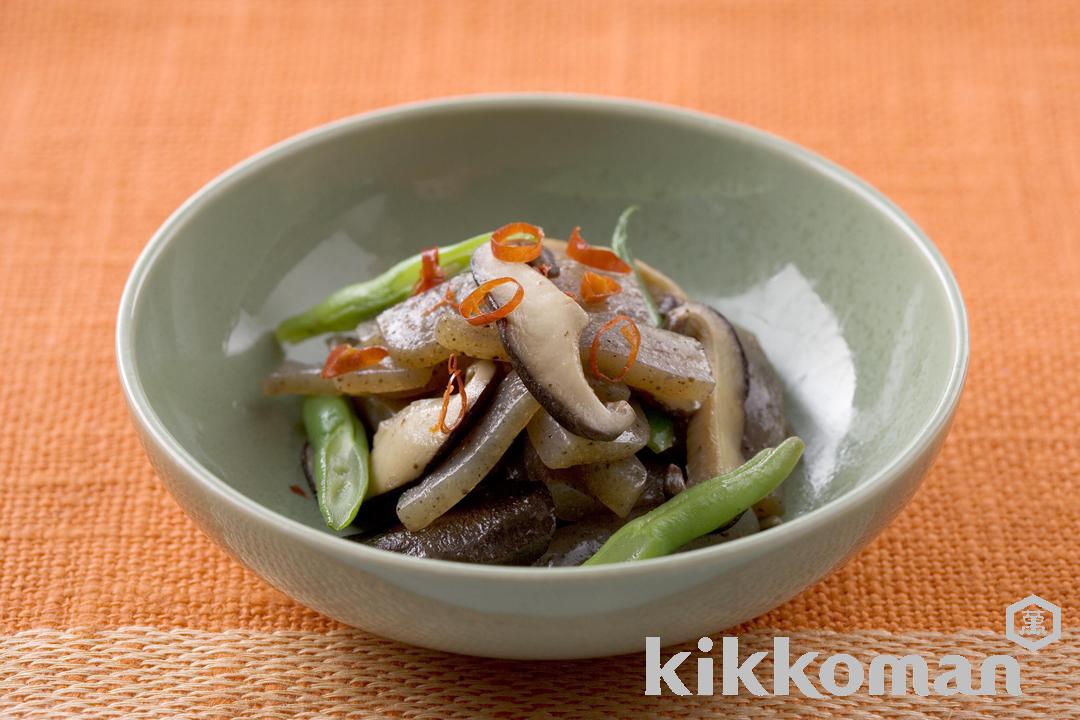 Spicy Boiled Shiitake Mushooms and Yam Cake