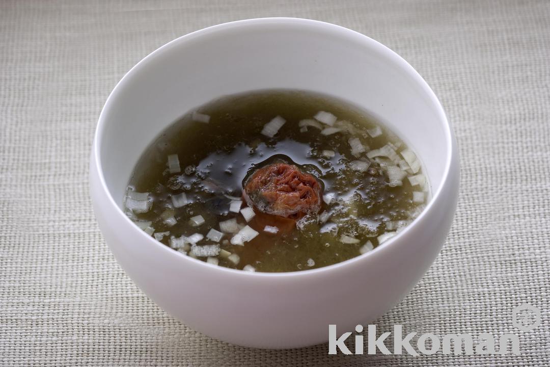 Shredded Kombu and Pickled Japanese Apricot Soup