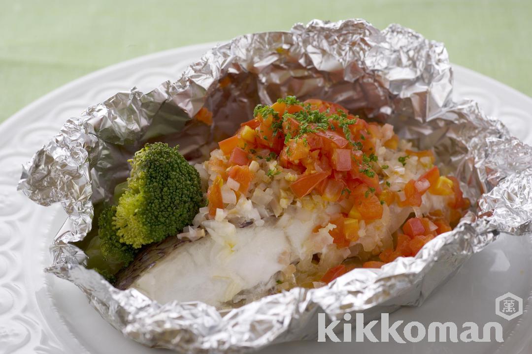 Foil-Steamed Whitefish, Tomato and Bacon