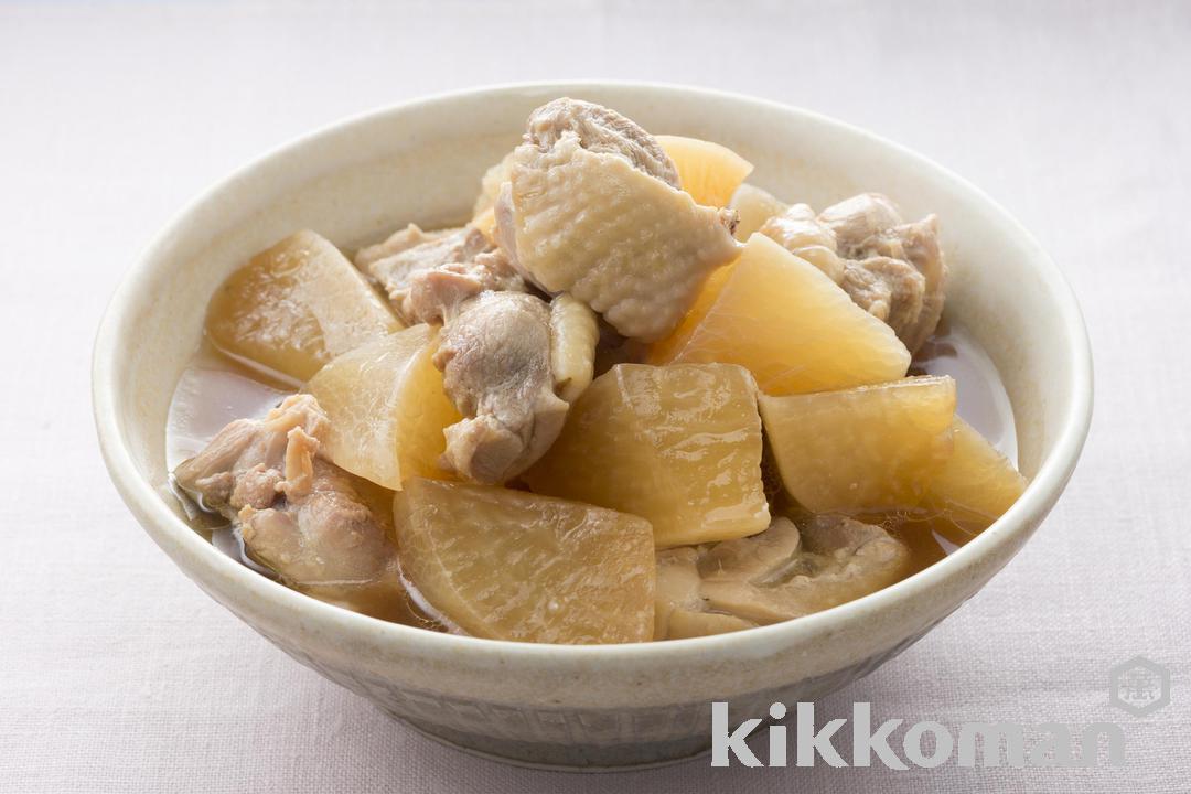 Quick Simmered Daikon Radish and Chicken