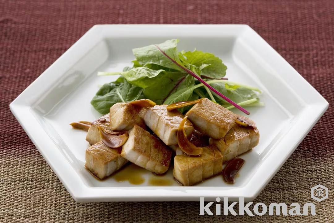 Tuna Steak in Garlic Soy Sauce