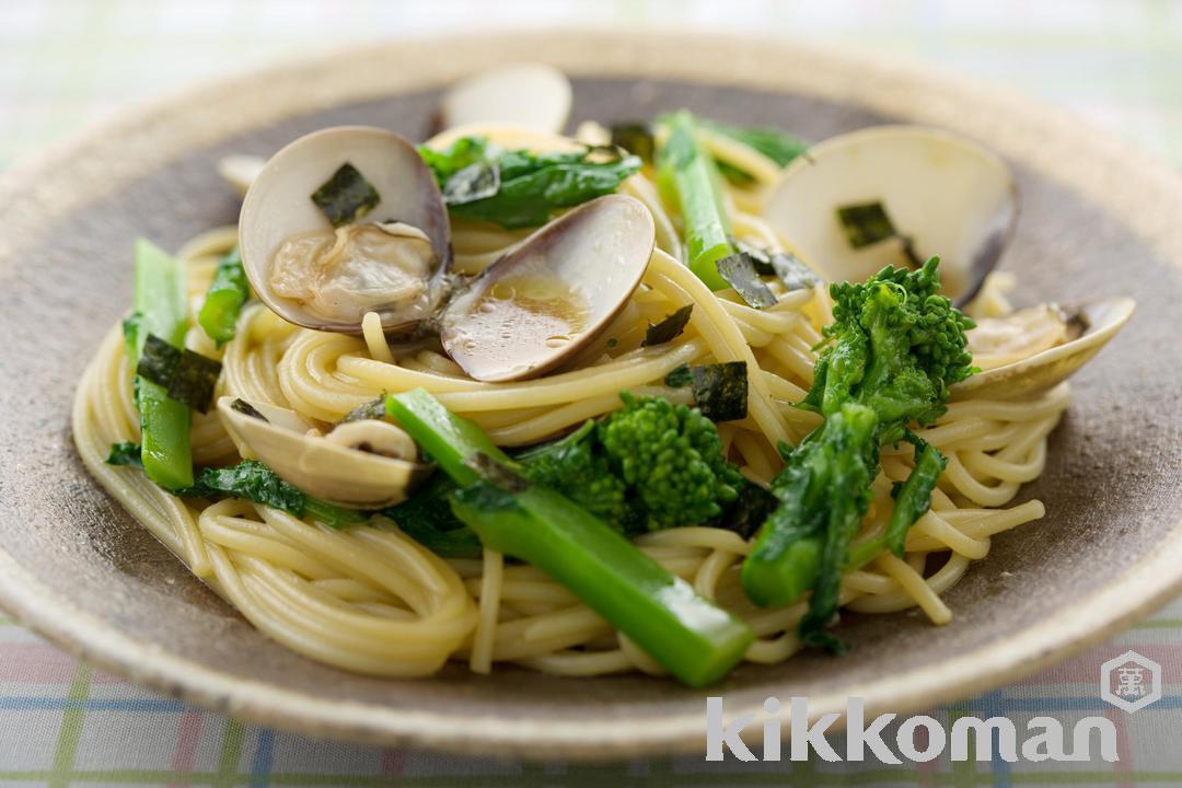 Japanese-Style Nanohana and Clam Pasta