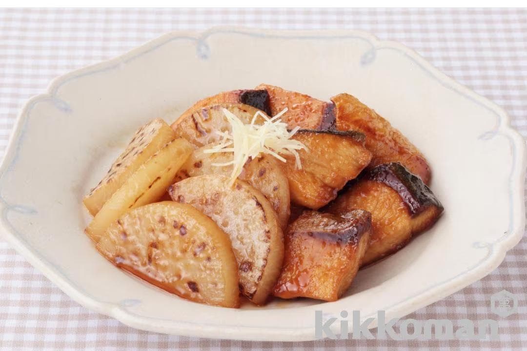 Pan-Fried Yellowtail with Daikon Radish