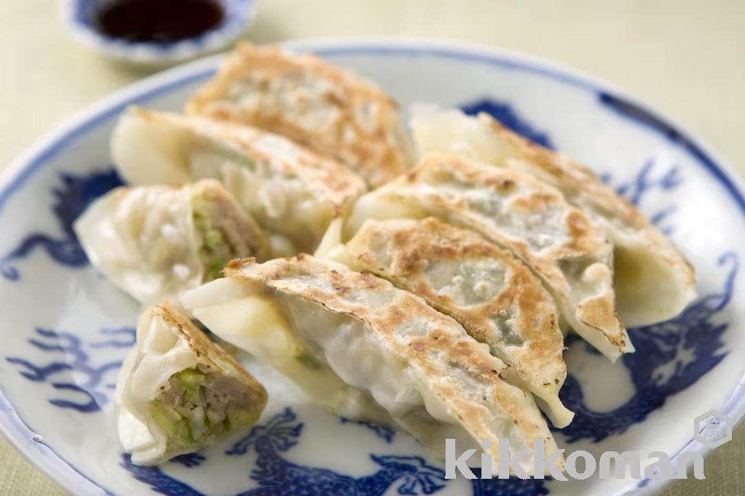 Pork and Cabbage Chinese Dumplings