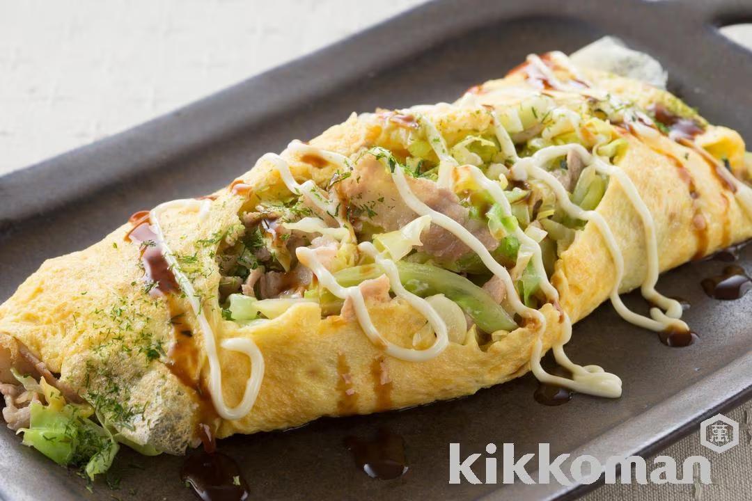 Shredded Cabbage and Sliced Pork Omelet