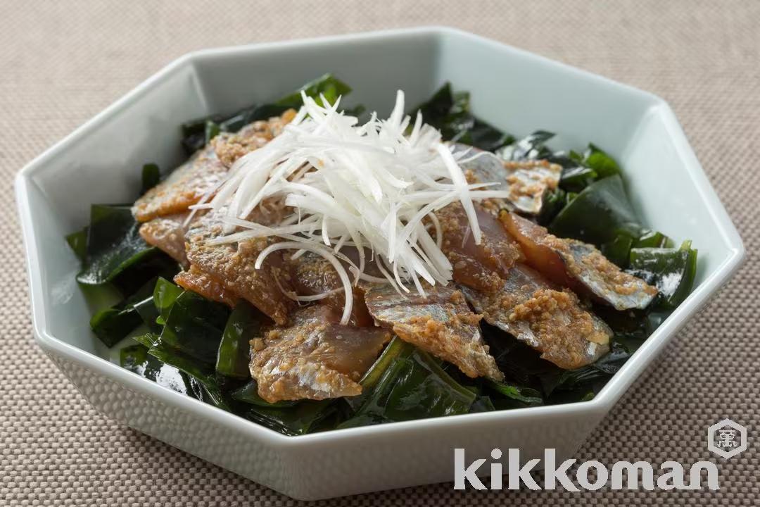 Horse Mackerel and Wakame Seaweed Salad