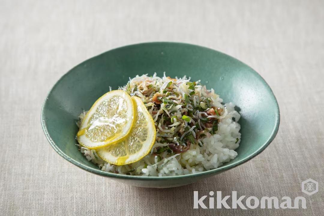 Dried Chirimenjako Rice Bowl