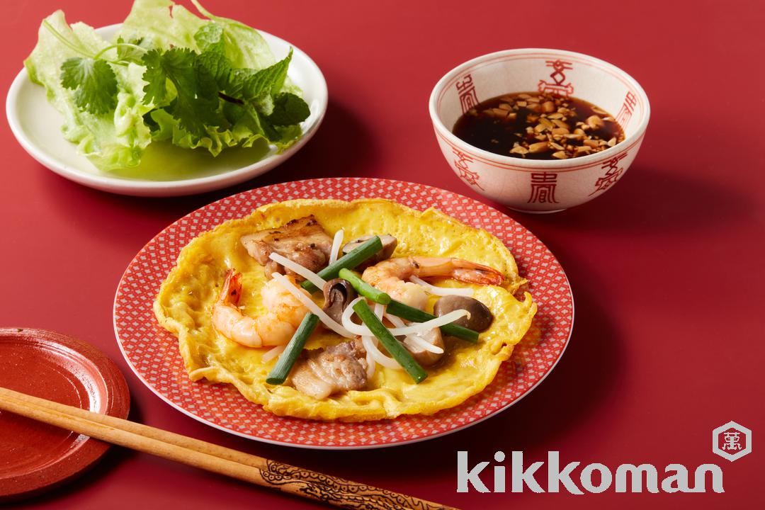 Banh Khoai (Vietnamese Seafood Pancake)