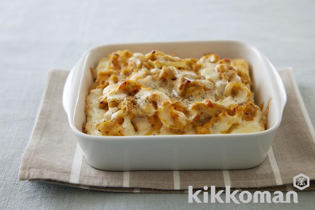 Oyako-ni Bread Gratin (Gratin-Style Dish with Chicken and Egg “Oyako-ni”)