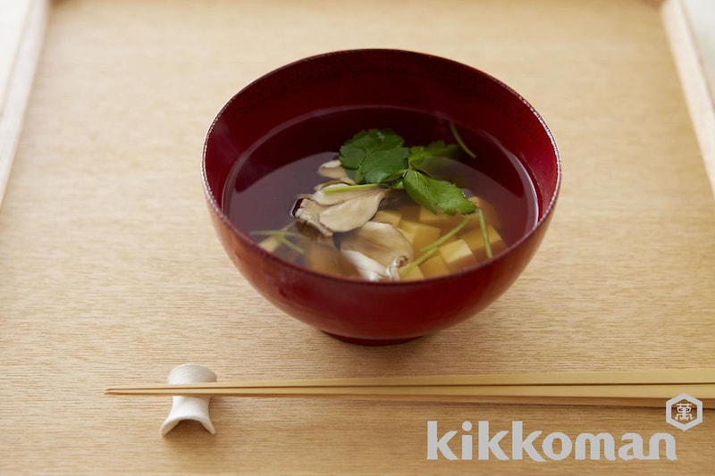 Japanese Clear Soup with Tofu, Mushrooms, and Mitsuba_Washoku Lesson