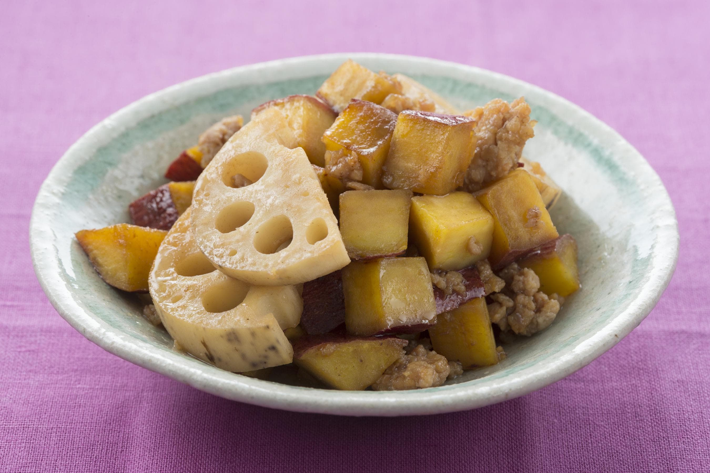 Simmered Sweet Potato and Lotus Root (Kinpira)