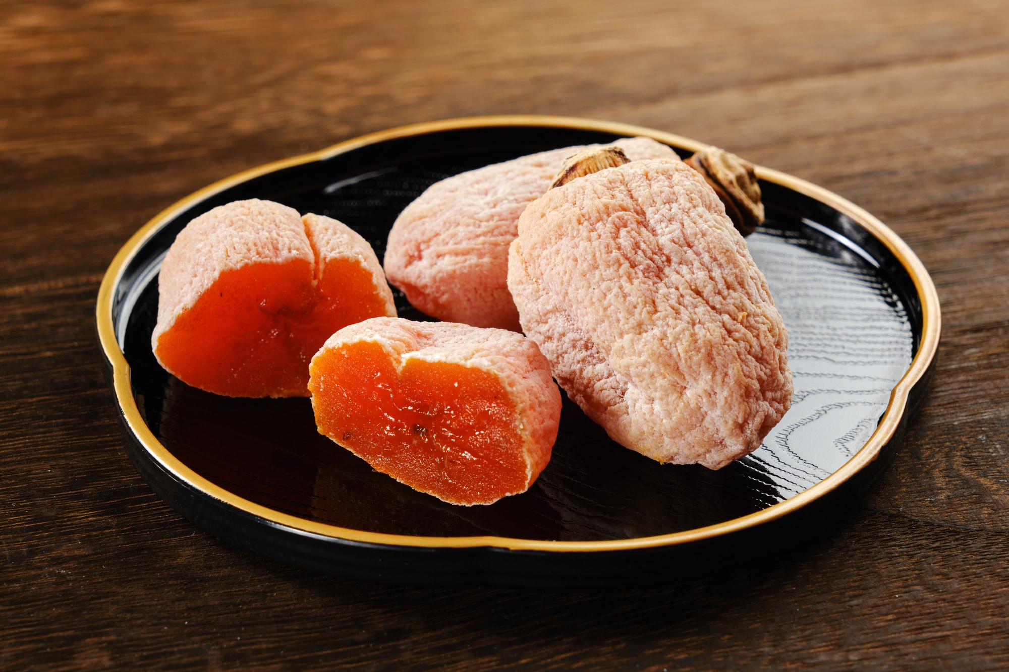 Dried persimmons