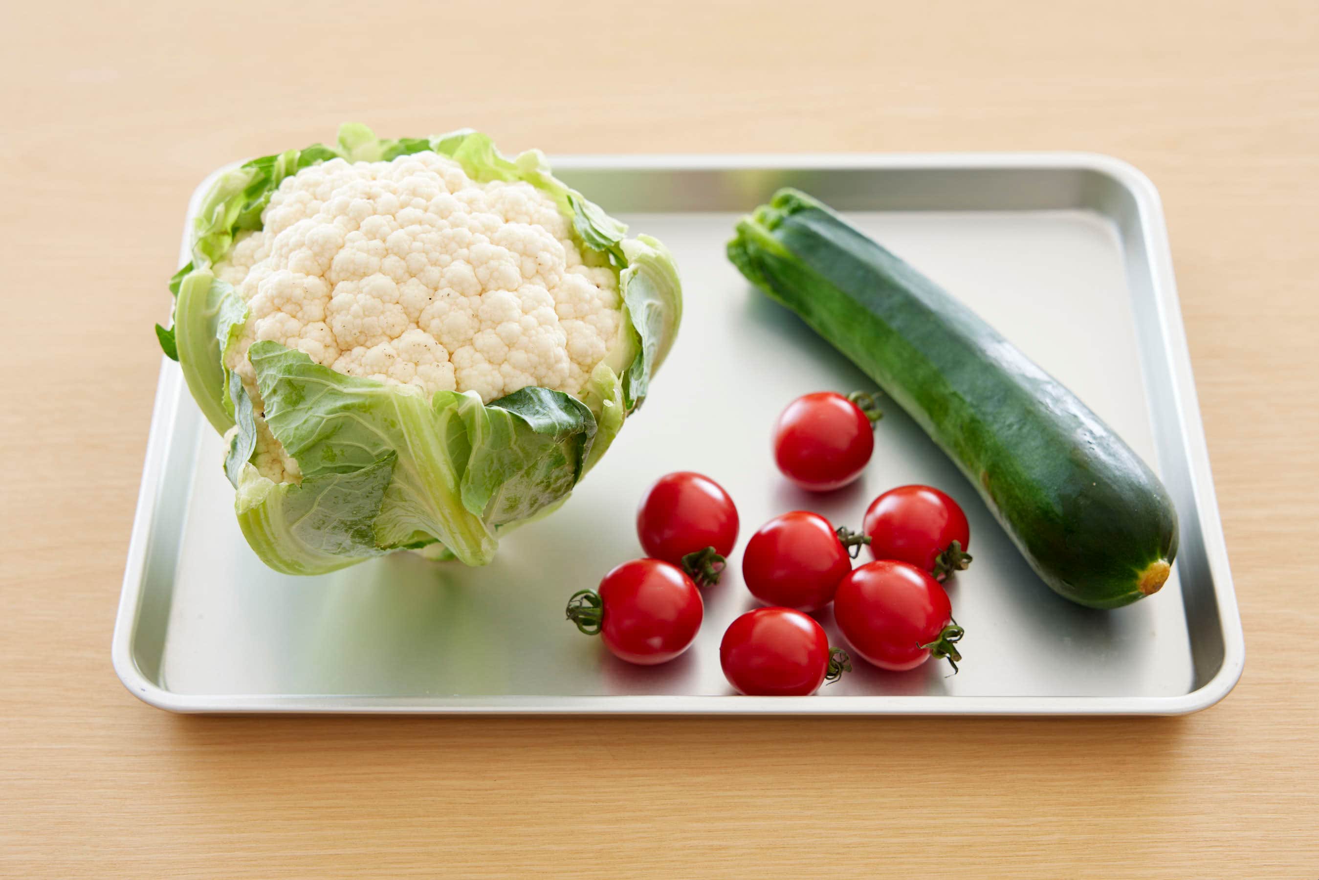 Cherry tomatoes, zucchini, cauliflower