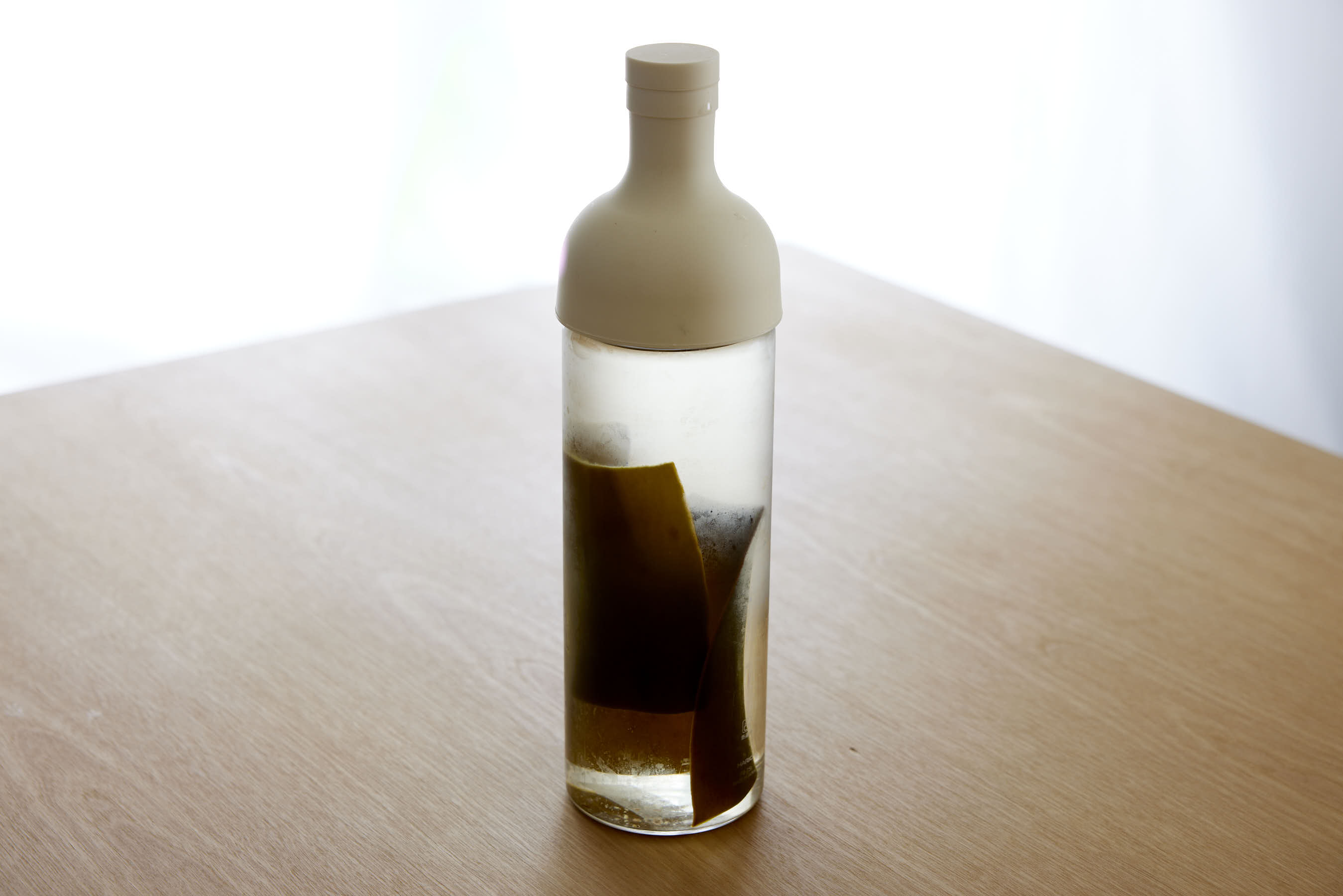 Water and kombu in a bottle