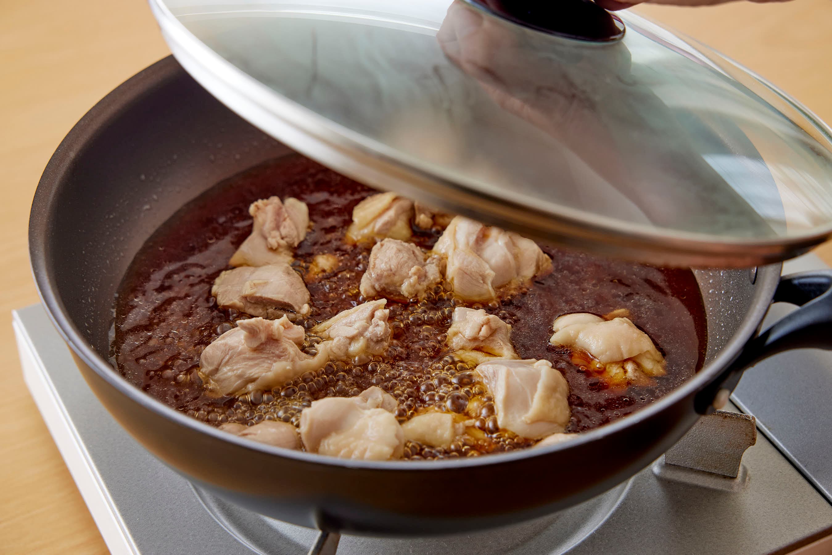 Cooking chicken in a broth