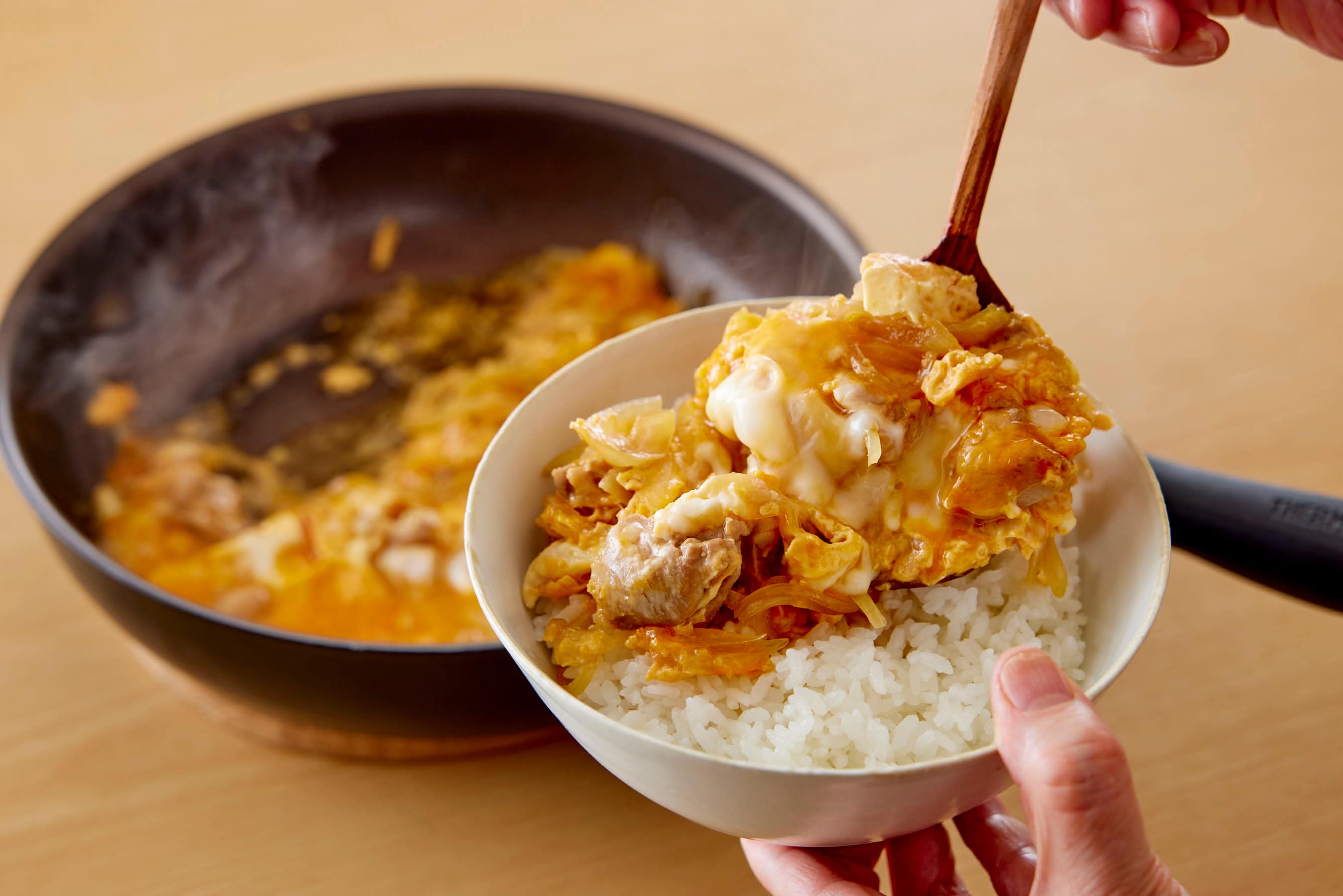 Serving Oyakodon