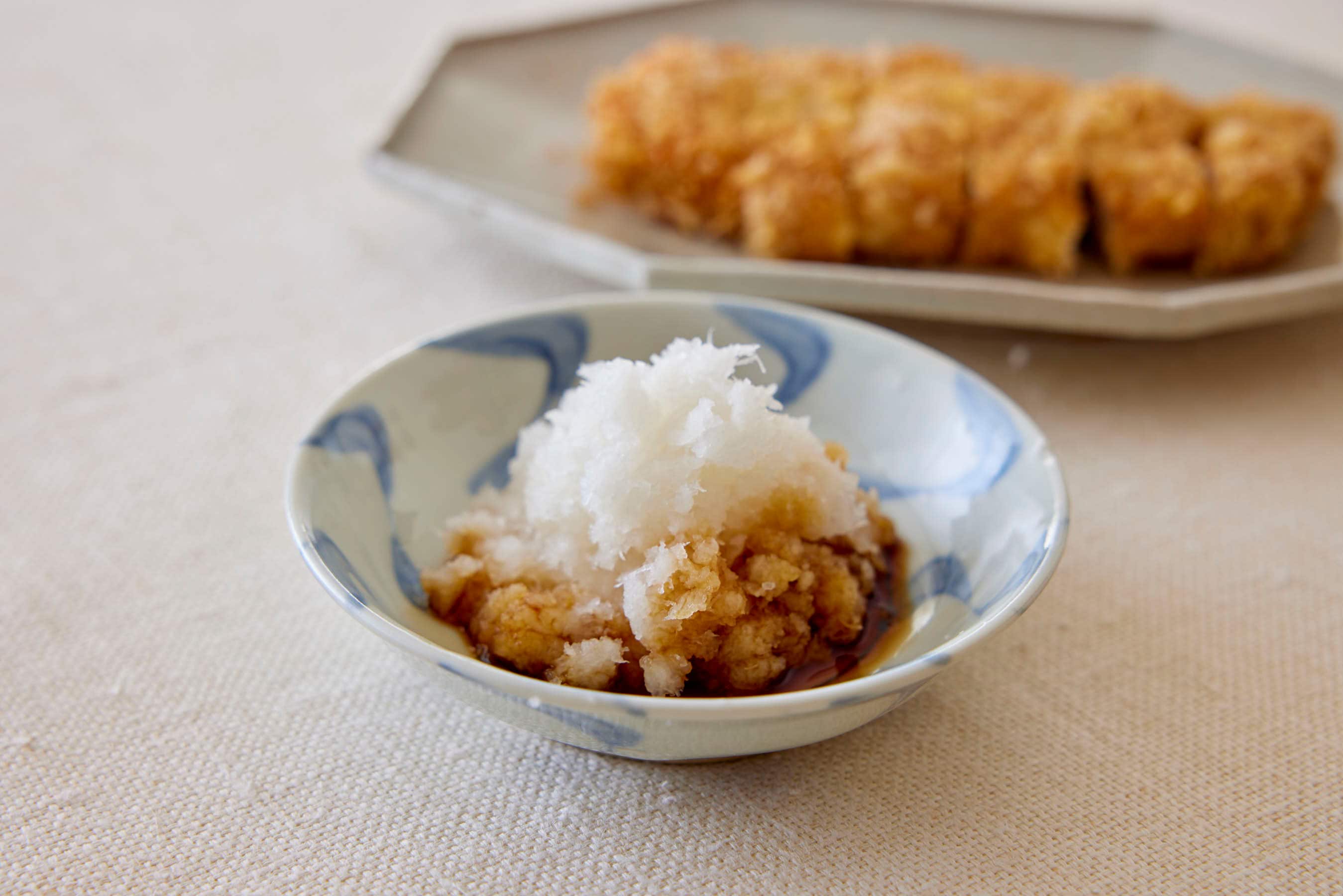 Grated daikon radish with soy sauce
