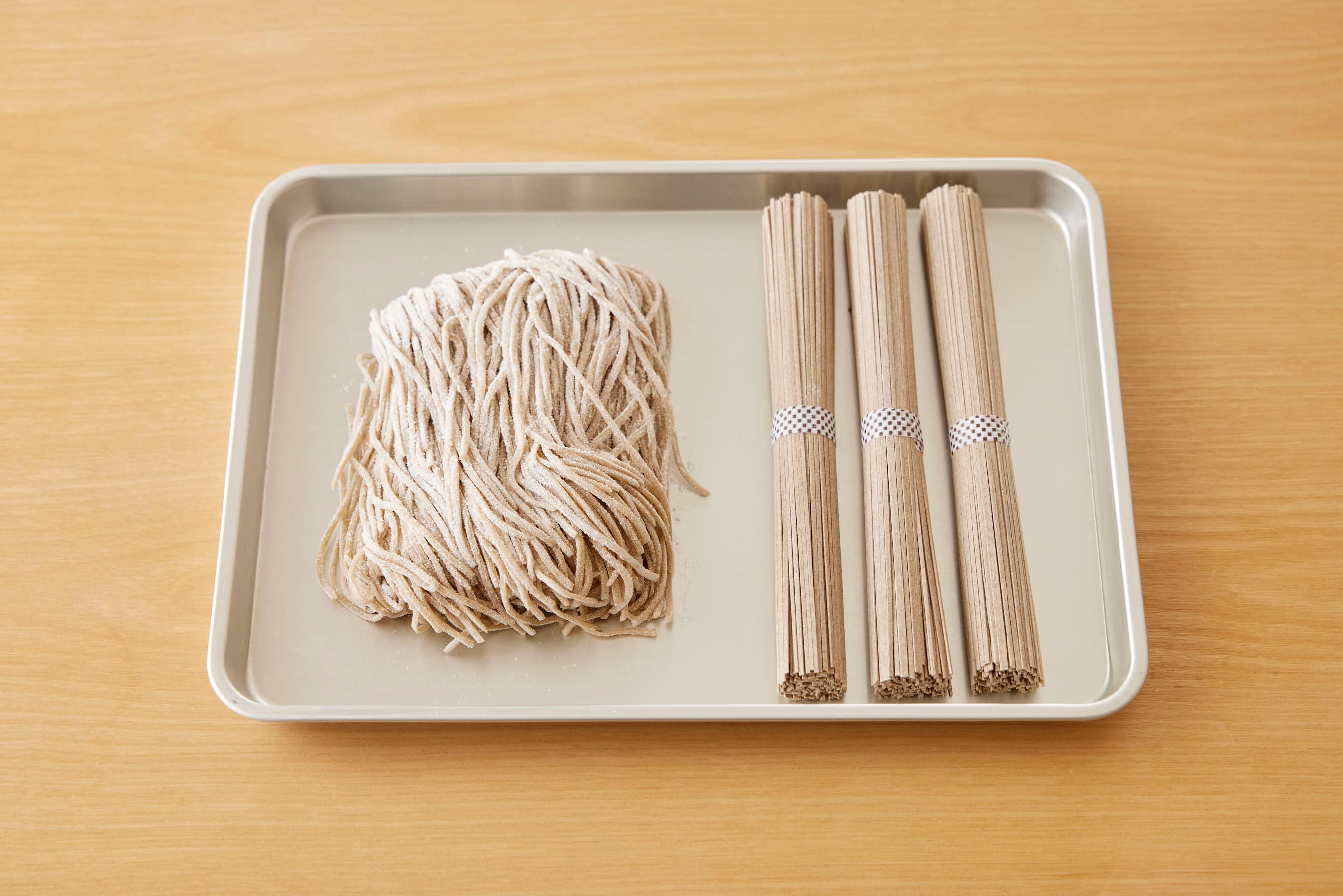 Fresh soba and dried soba