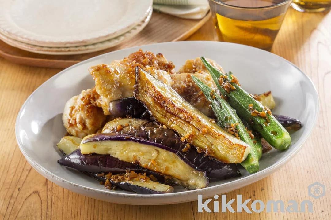 Pan-Fried Eggplant and Chicken in Mild Broth