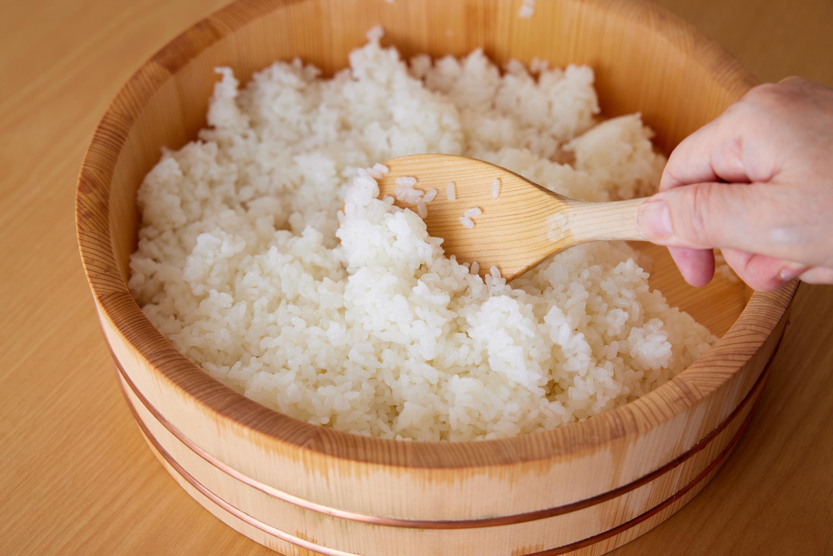 Mixing sushi rice
