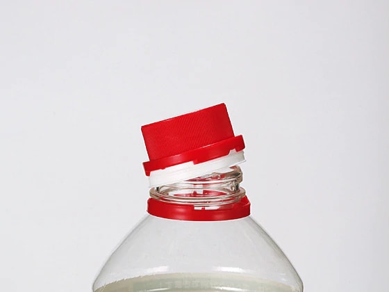 Easy-to-Remove Cap (Eco-Cap) ® previously used