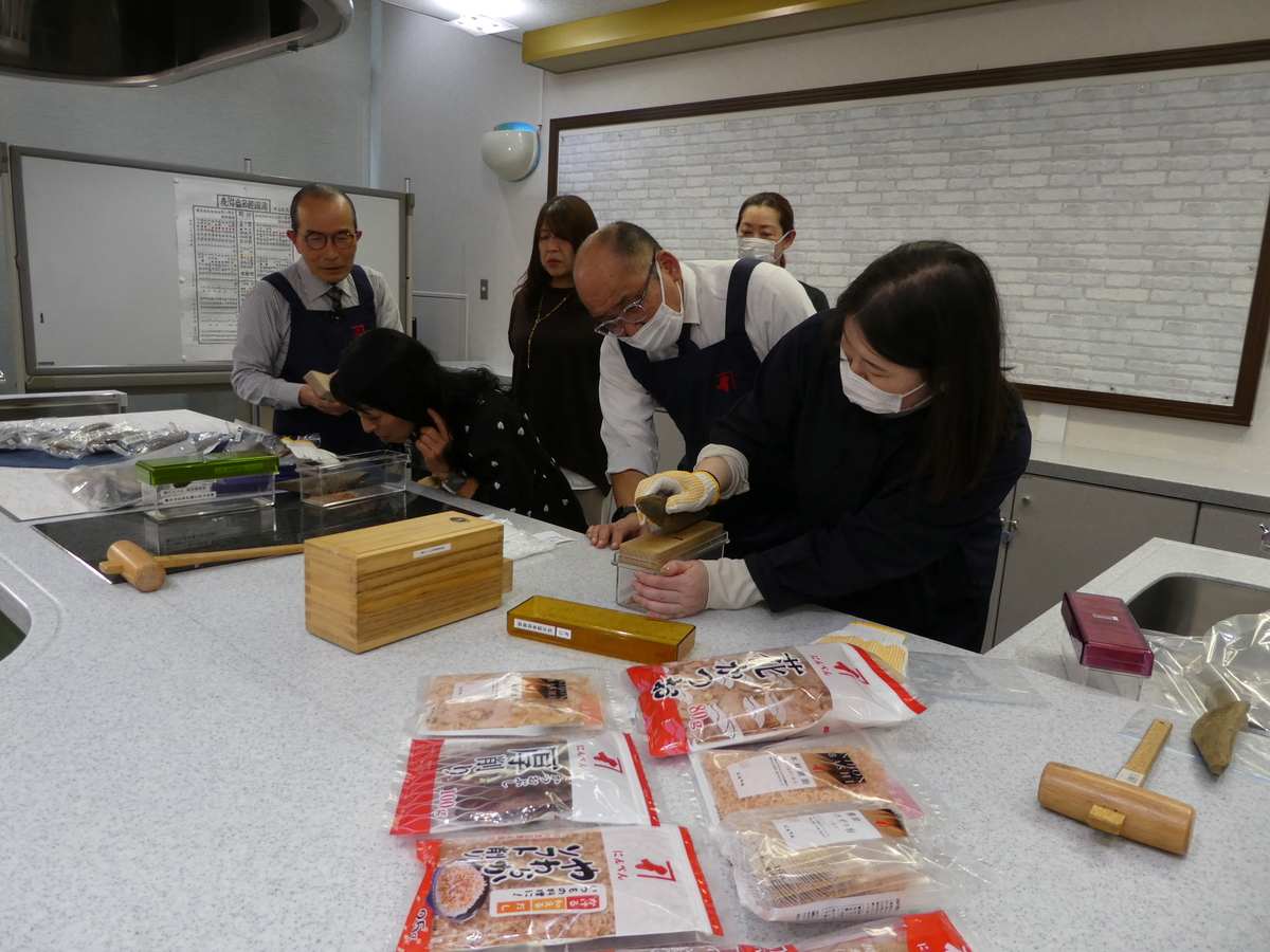 かつお節　その魅力を引き出す削りの極意