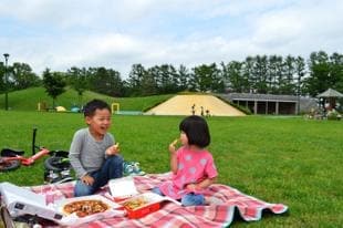 外で食べたら美味しいね!!!